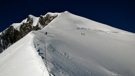 Where to go mountaineering in February - Vertura