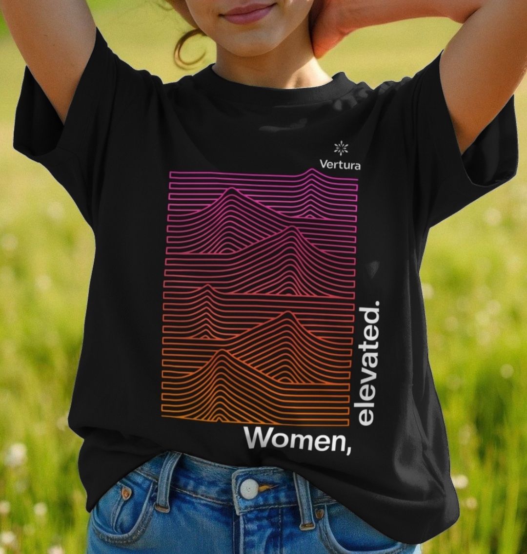 Women Elevated Relaxed T-Shirt - Black - Vertura