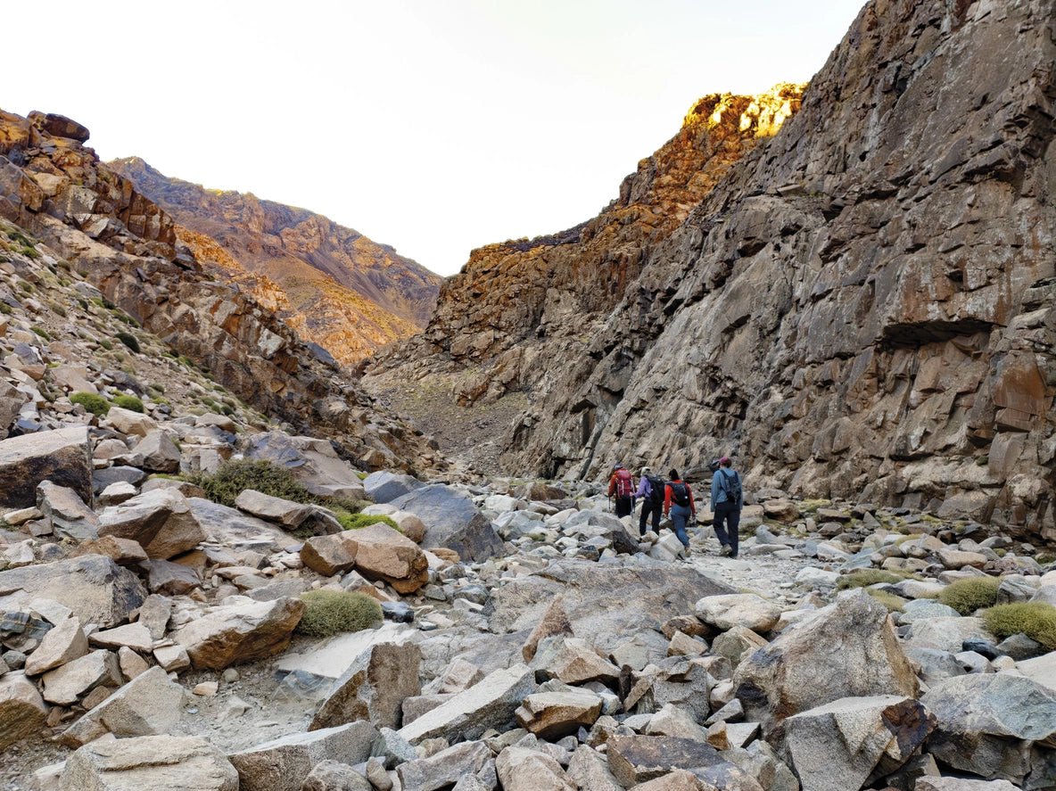 Climbing Toubkal - Emily Woodhouse - Vertura